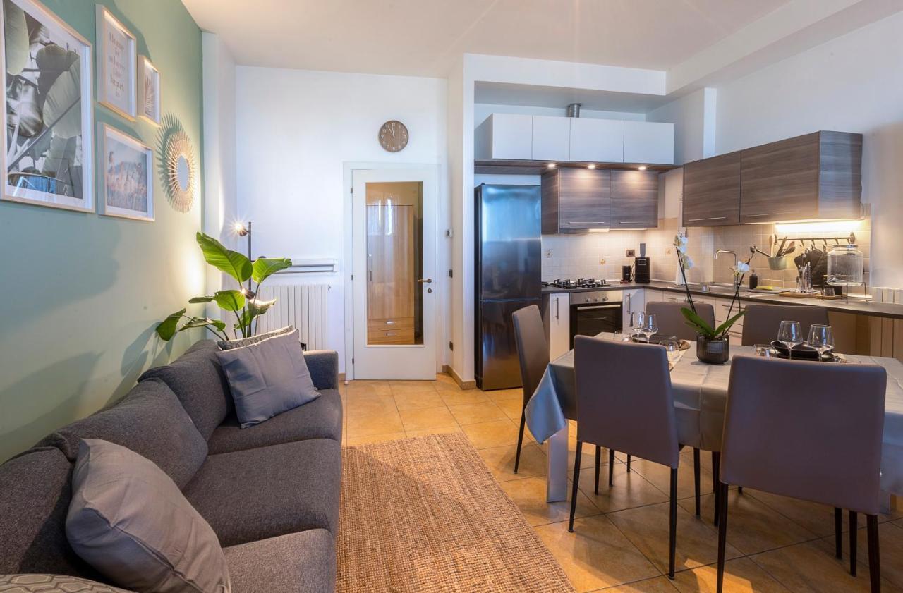 Ferienwohnung Cavour Elegante Loft In Centro Macerata Exterior foto