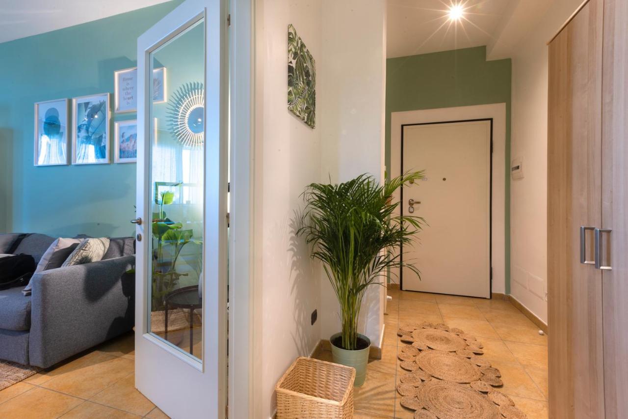 Ferienwohnung Cavour Elegante Loft In Centro Macerata Exterior foto